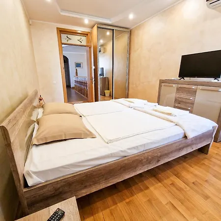 住宿加早餐酒店 Casa Edwin 3*