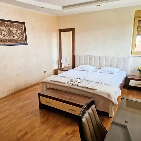 Casa Edwin 住宿加早餐酒店